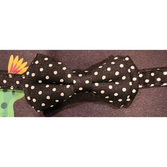 NEW Adjustable Black Polka Dot Cat Collar With Bow Tie & Bell For Cats Or Kitten - Picture 6 of 7